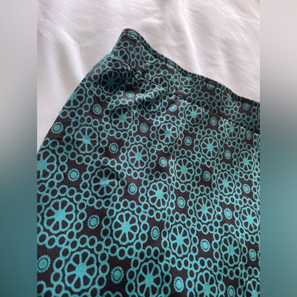 Scallop skirt